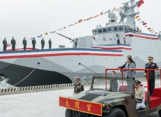 Taiwan builds mobile defenses, preparing for Chinese landing